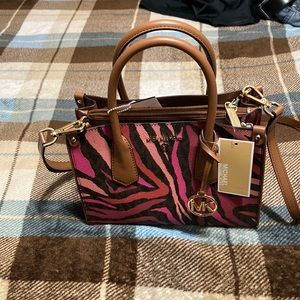 BEAUTIFUL PINK ZEBRA PRINT MICHAEL KORS PURSE